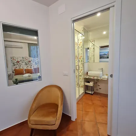 Re Tancredi Bed & Breakfast *
