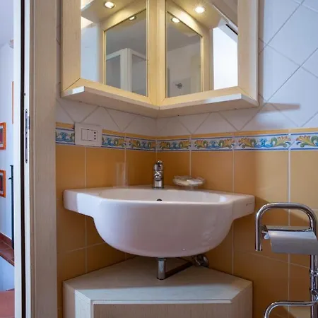 Re Tancredi Bed & Breakfast *