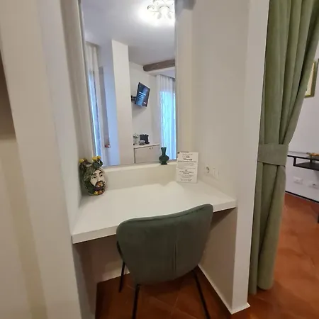 ベッド・アンド・ブレックファスト Re Tancredi